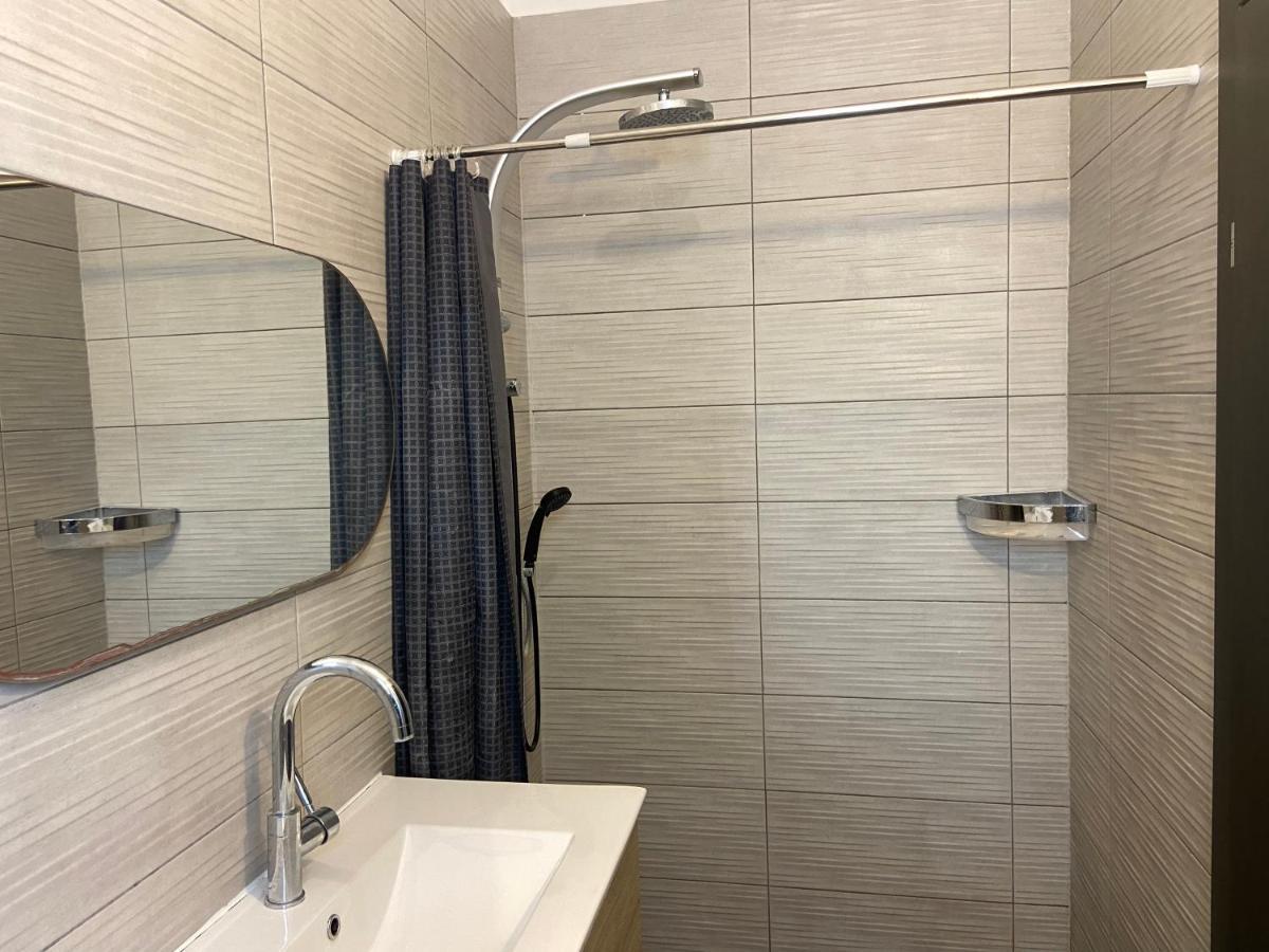 Beauty Apartment 3 Rooms Wi-Fi Нетания Экстерьер фото
