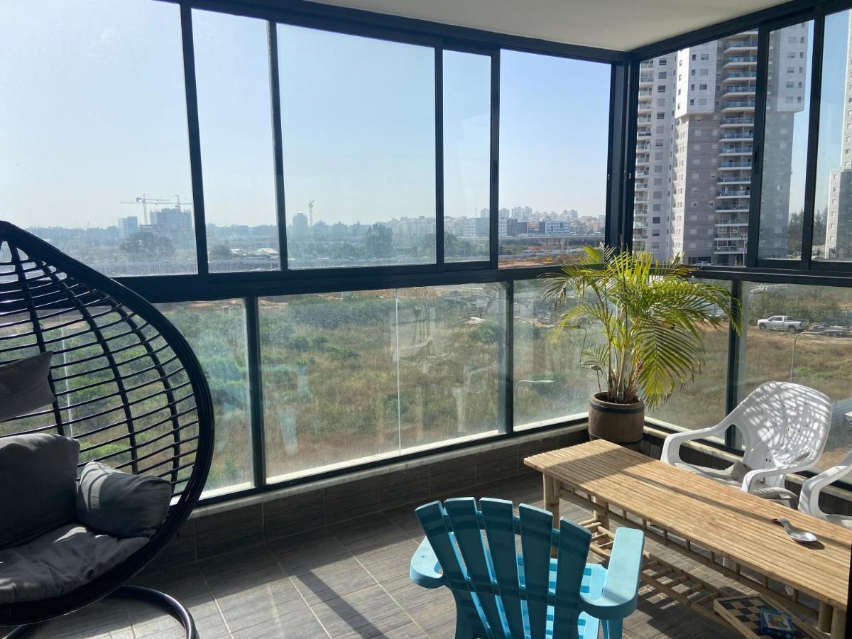 Beauty Apartment 3 Rooms Wi-Fi Нетания Экстерьер фото